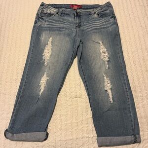 Pure Energy Blue Distressed Capri Jeans